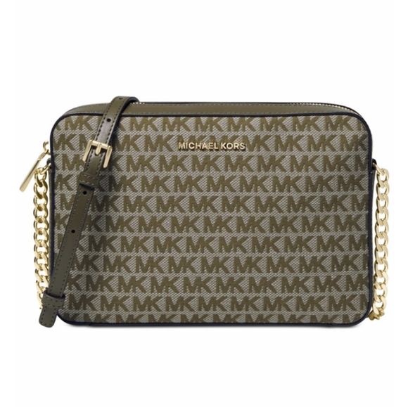 Michael Kors Handbags - FREE 🛍🎁BEAUTIFUL MICHAEL KORS JET SET CROSSBODY